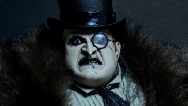 Closer Look at NECA's Batman Returns Penguin (Danny DeVito) 1/4 Scale  Action Figure! - Impulse Gamer