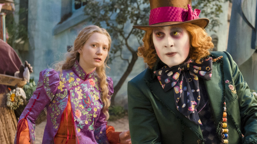 1464107909-alice-through-the-looking-glass-disney-asset