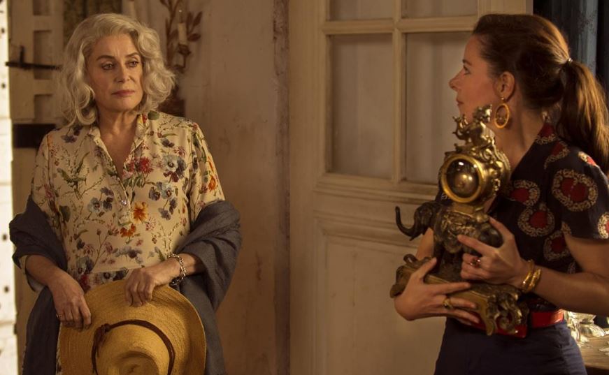 Distribution De La Dernière Folie De Claire Darling Claire Darling (La dernière folie de Claire Darling) - Film Review