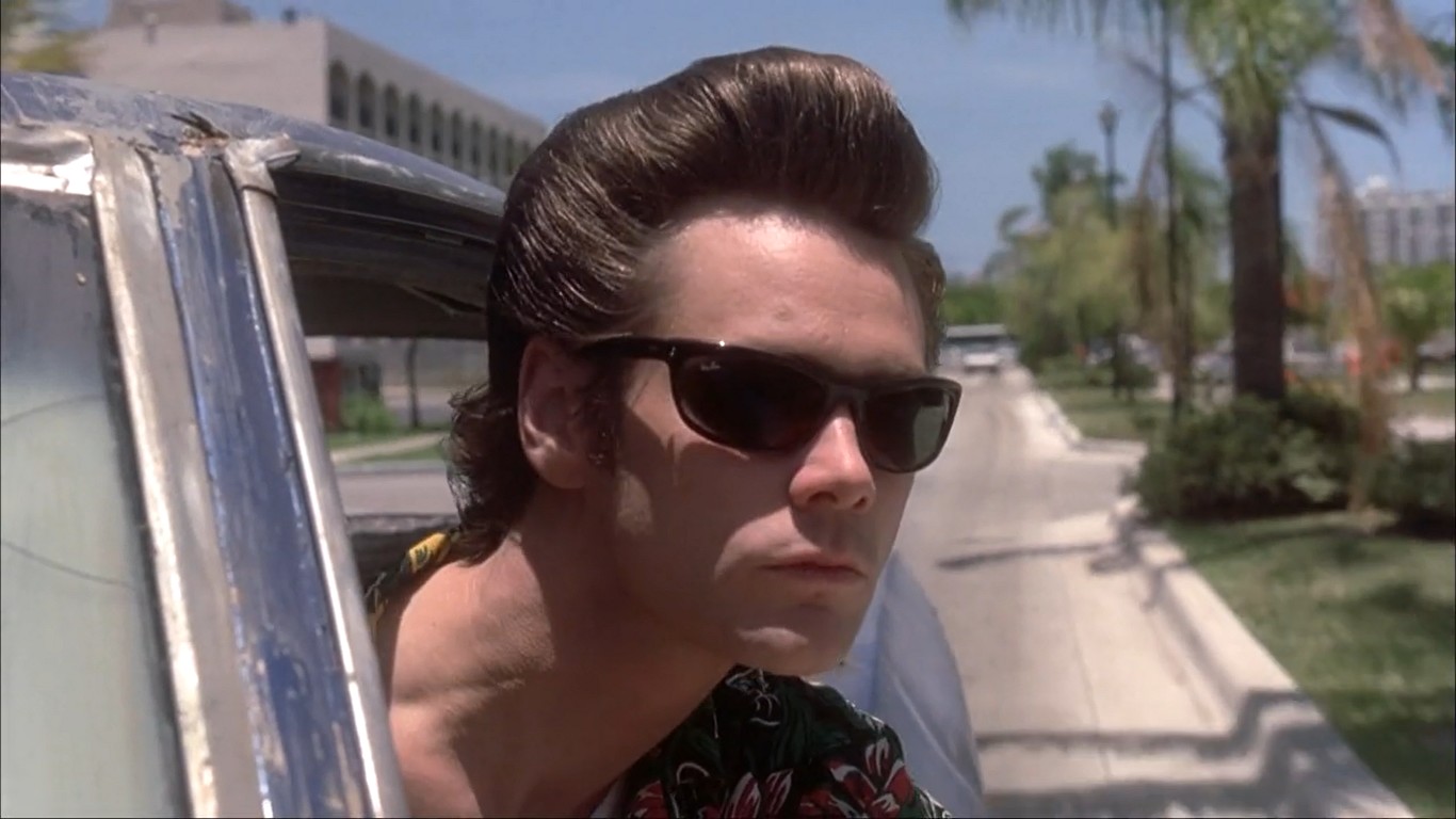 Ace Ventura Pet Detective DVD Review - Impulse Gamer