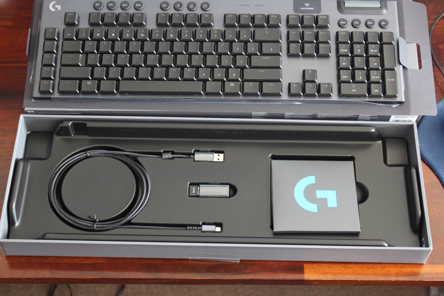 Logitech G915 Wireless RGB Mechanical Gaming Keyboard Review