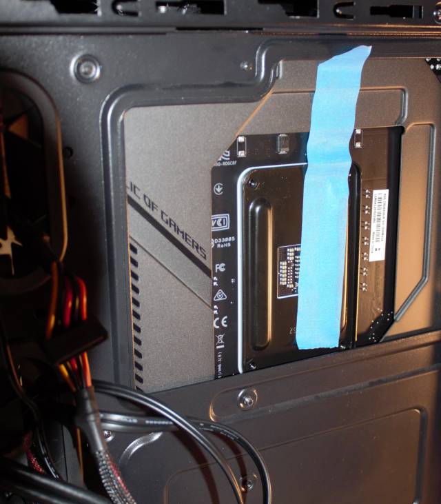 AMD Ryzen 7 3800X - using tape to affix the mount