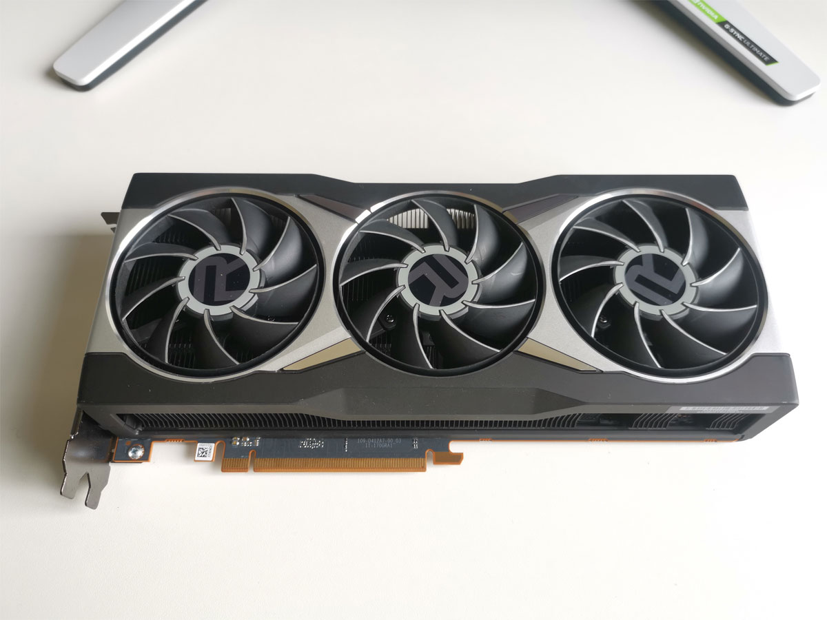 AMD Radeon RX 6800 XT 16GB Midnight Black Founder’s Edition