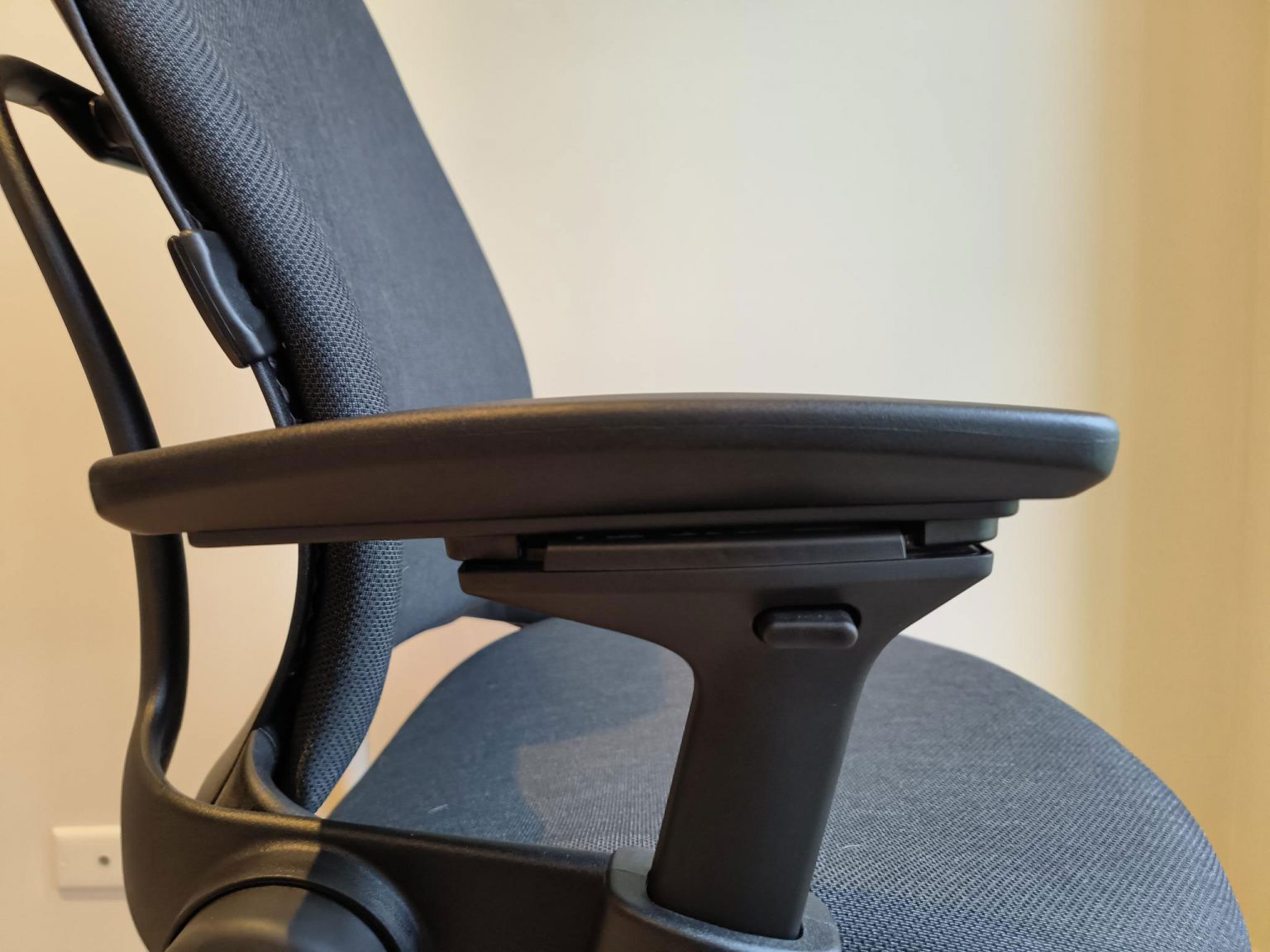 SteelCase Leap Ergonomic Office Chair Review SteelCase Impulse Gamer