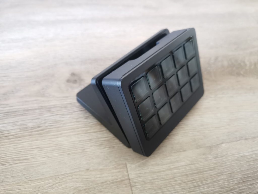 Razer Stream Controller X Review @Razer - Impulse Gamer