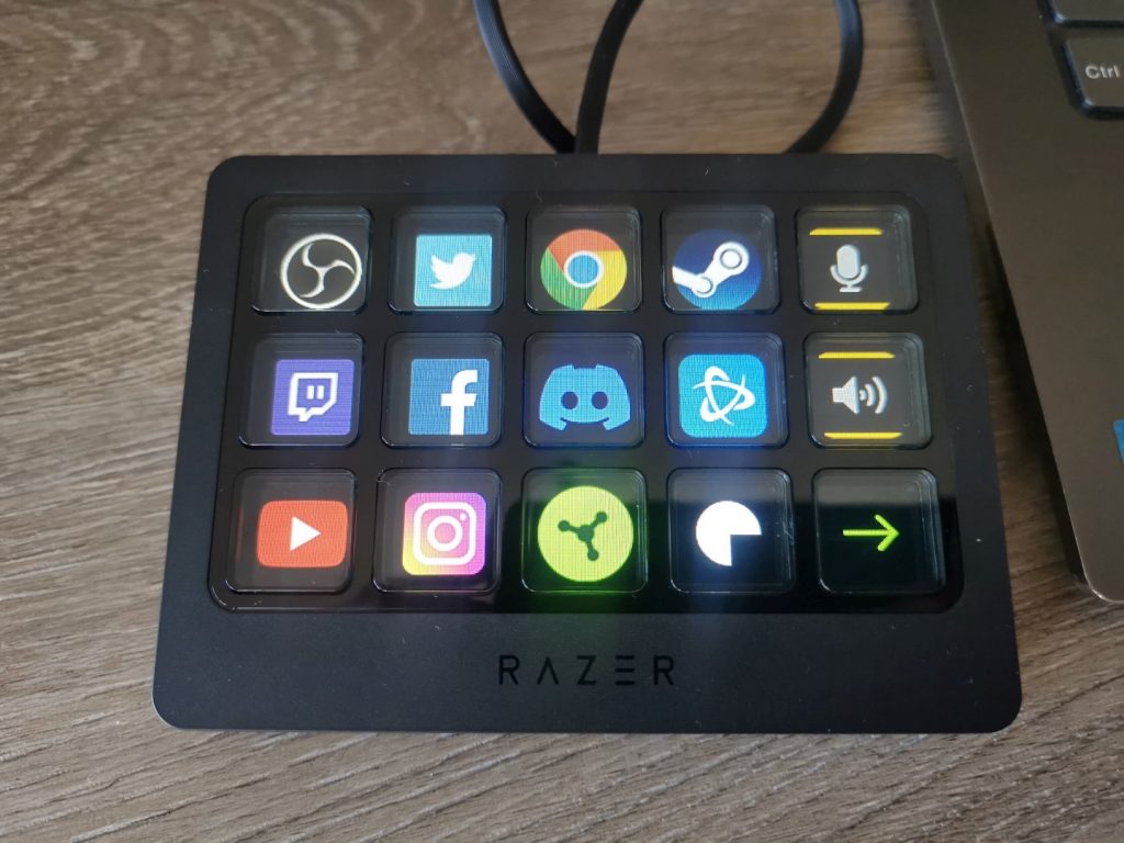 Razer Stream Controller X Review @Razer - Impulse Gamer