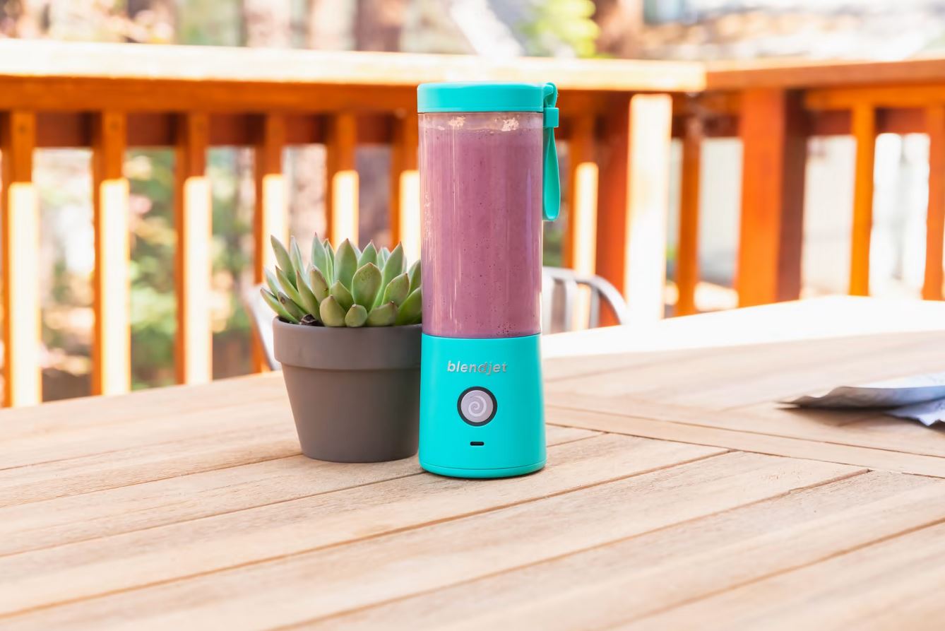 On-the-go goodness with the BlendJet 2 Portable Blender - Rave & Review