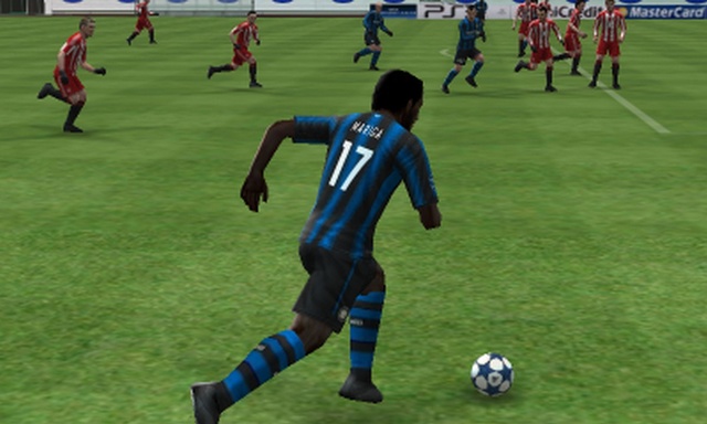 Pro Evolution Soccer 3D 3DS Review -