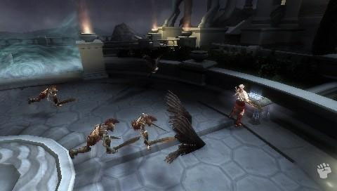 God of War: Chains of Olympus PSP Review -  